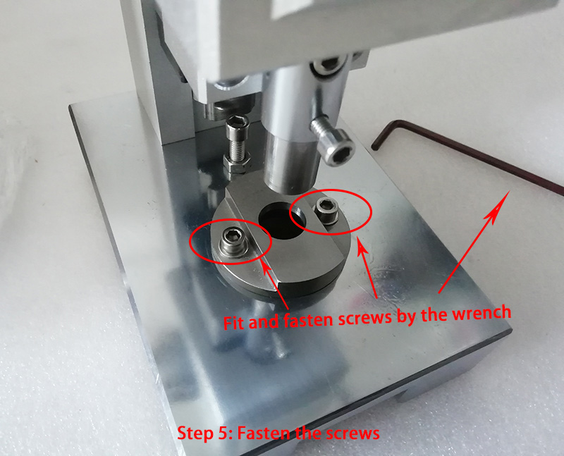 Install Cutting Die of Coin Cell Disc Cutter Step5