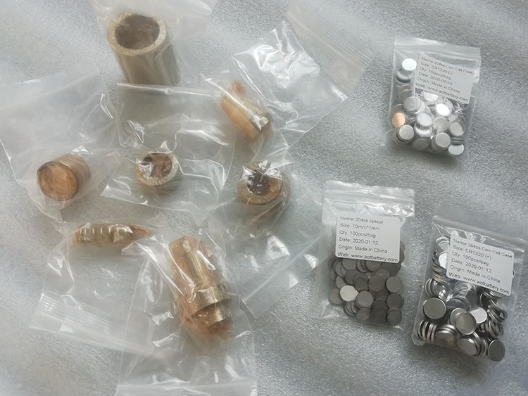 CR1220 Coin Cell Cases and Crimping Die